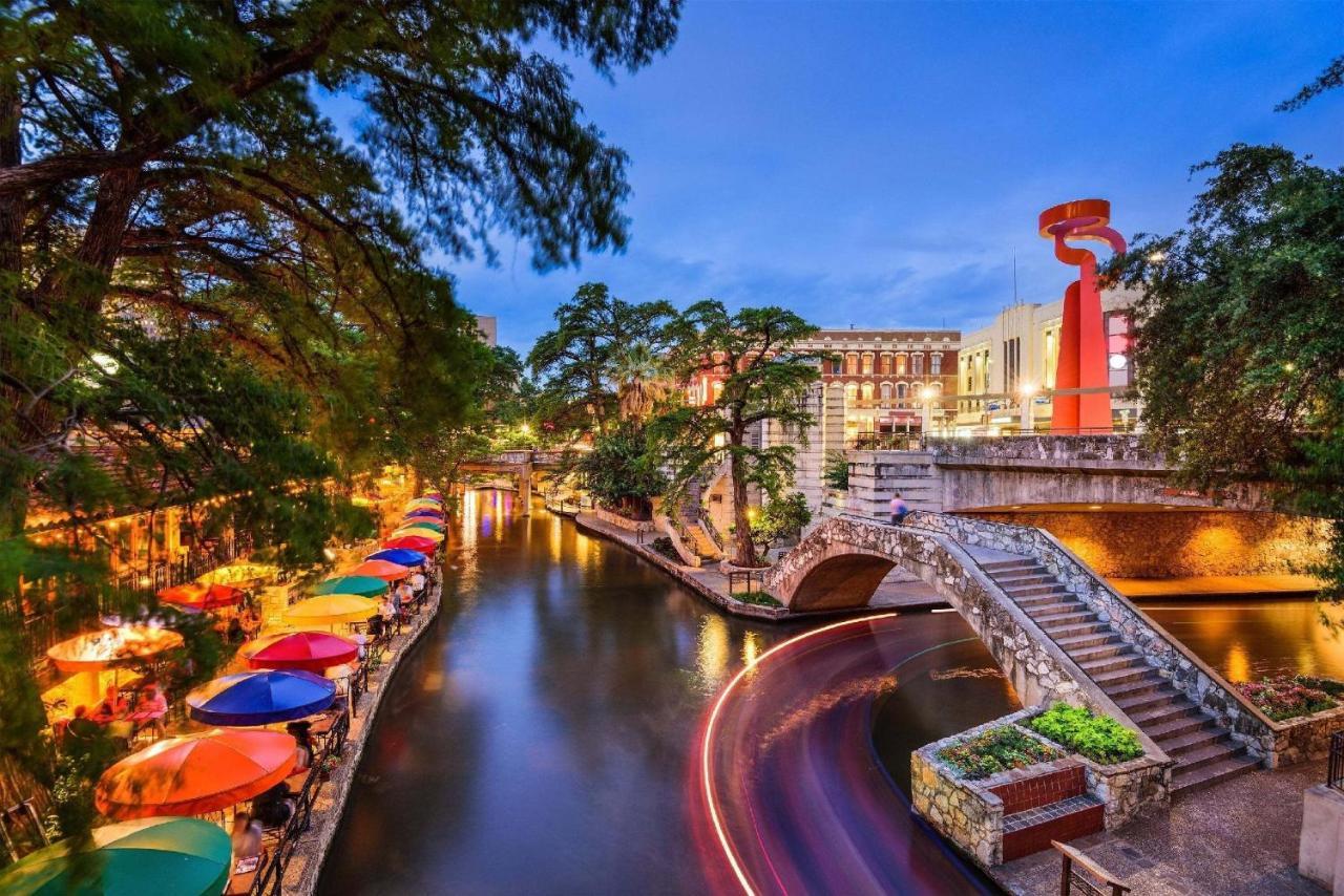 Private Hot Tub3Bd2Ba 2 Miles To Sa River Walk San Antonio Esterno foto